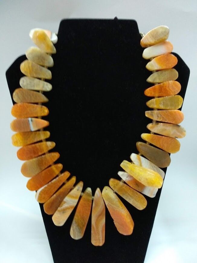 Collar agatas naturales color anaranjadas Nuevo con etiquetas.