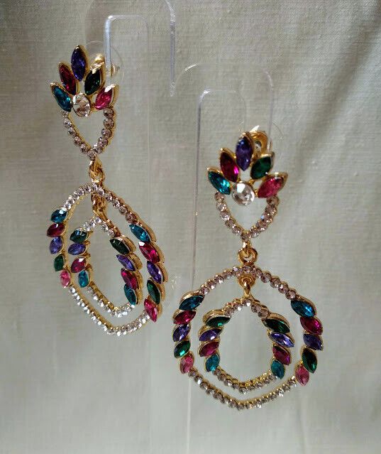 Pendientes bisuteria dorados con cristales multicolor nuevo con etiqueta - Imagen 3