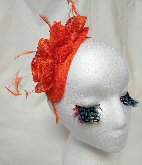 Tocado diadema para ceremonia mujer combinado rafia y plumas color naranja