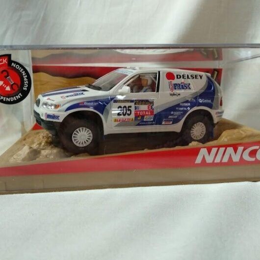 SCX Scalextric BMW X5 "X-Raid 03" Ref 50342 1/32 Nuevo Ninco caja con restos peg