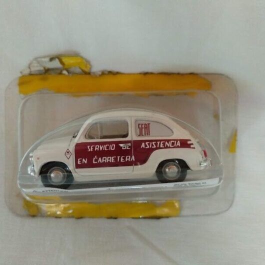 SEAT FIAT 600 Servicio en Carretera  Esc 1/43  Nuevo con BLISTER