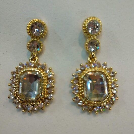 Pendientes largos de cristal de color blanco mujer elegantes boda