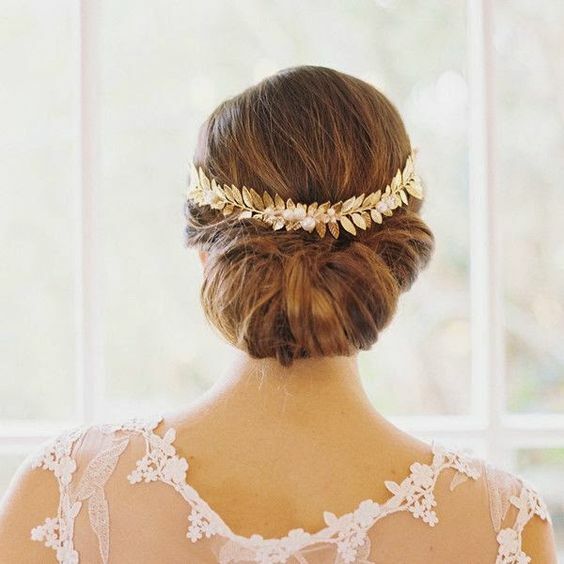 Tocado aderezo tiara plateado con perlas y símiles blancos Nuevo - Imagen 6