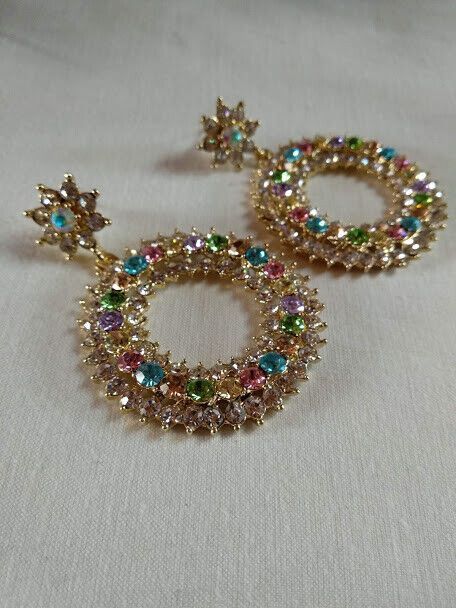 Pendientes fantasia mujer dorados con piedras multicolor cierre de presión (106) - Imagen 3