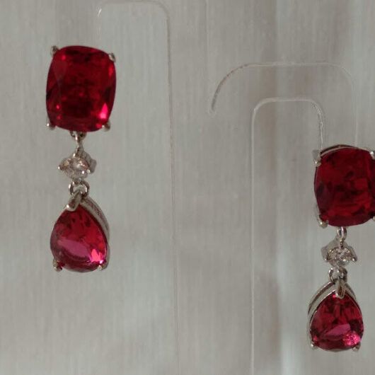 Pendientes Plata de Ley rodiada largos color rojo Presión Nuevos