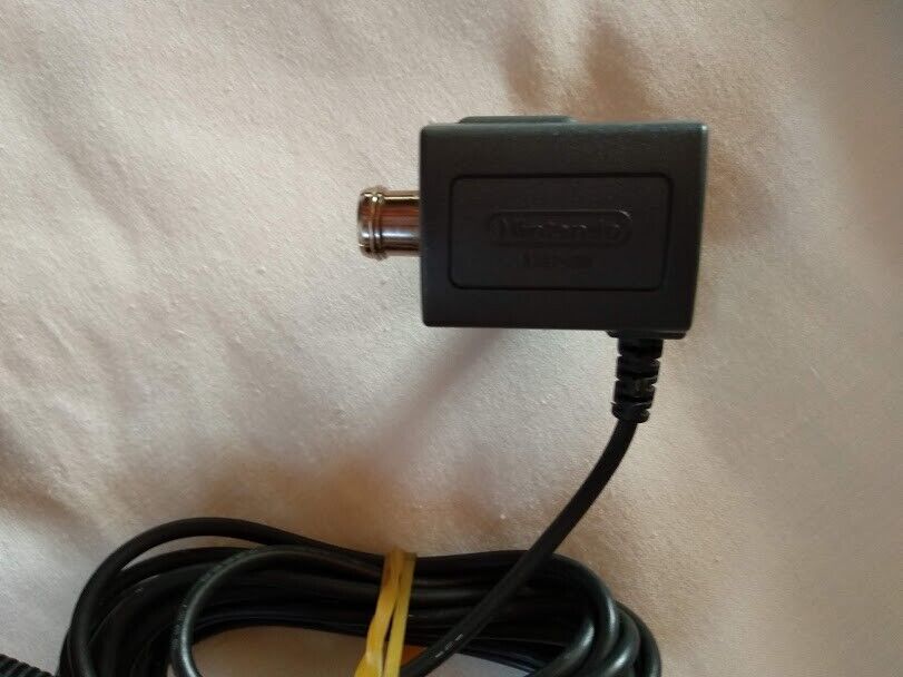 ADAPTADOR ORIGINAL NINTENDO como nuevo (29) - Imagen 4