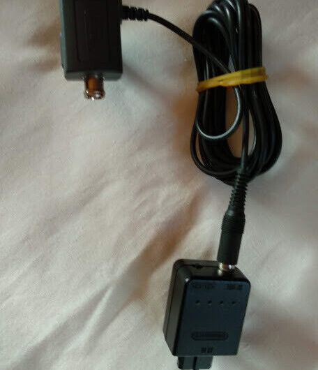 ADAPTADOR ORIGINAL NINTENDO como nuevo (29)