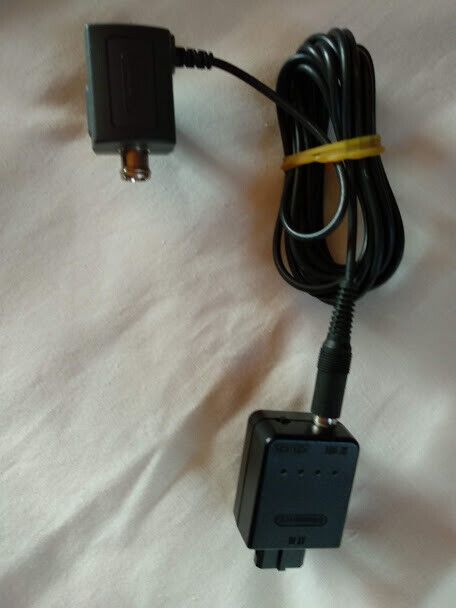 ADAPTADOR ORIGINAL NINTENDO como nuevo (29)