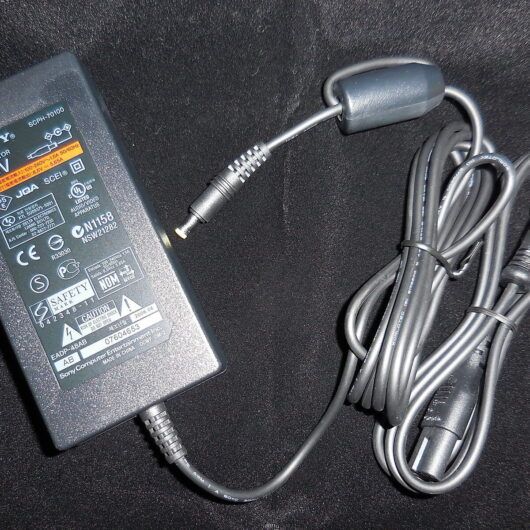 Adaptador de corriente y cable original SONY para playstation 2 (152+)