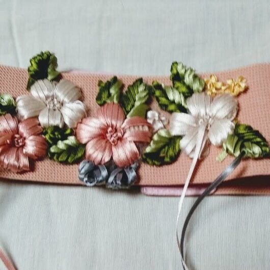 Cinturón mujer elástico bohemio con bordados raso color salmón Nuevo