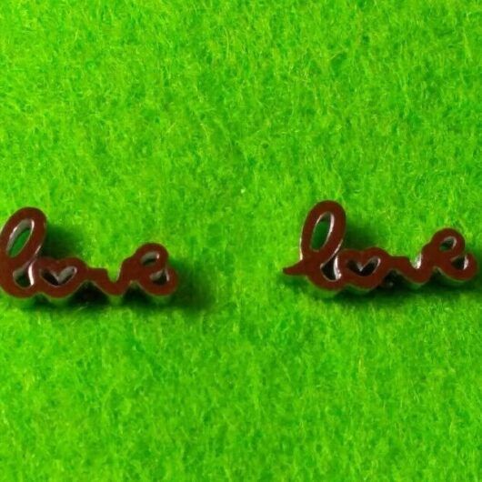 Pendientes acero mujer colección primavera Love con presión