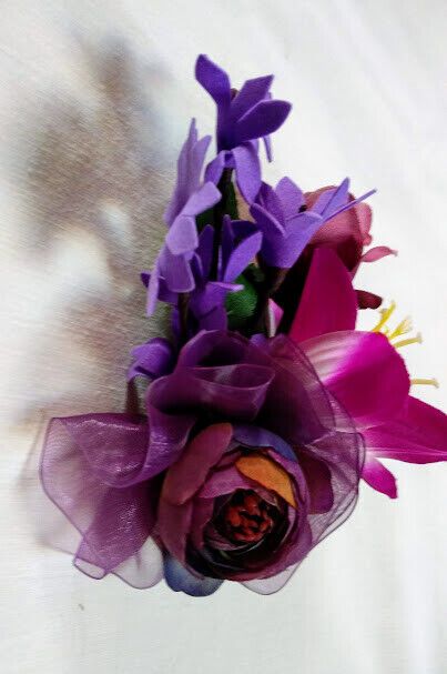 Tocado broche mujer flores tela combinando colores morados Nuevo - Imagen 5