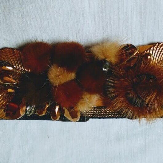 Cinturón mujer vintage dorado con adornos en metal y piel elástico Nuevo