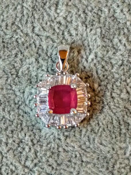 Colgante cuadrado piedra rosa Plata de Ley rodiada 925 Nuevo (106)