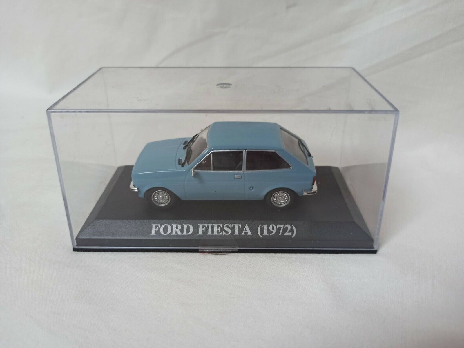 FORD FIESTA 1972 esc 1/43 colección Altaya Nuevo y precintado con caja (144)