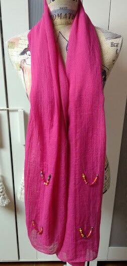 Fular color rosa con abalorios en los extremos(134)