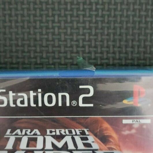 Lara Croft Tomb Raider legend nuevo y precintado para playstation 2