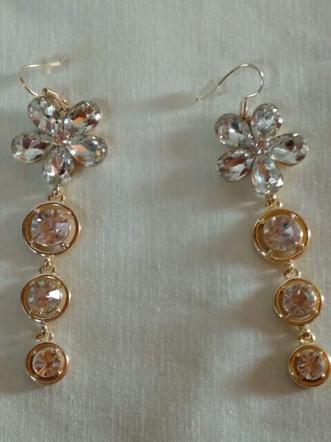 Pendientes bisutería mujer largos modelo Flor gancho abierto Nuevos - Imagen 3