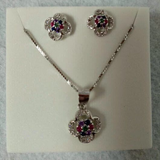 Pendientes y gargantilla en Plata de Ley flor con piedras multicolor Nuevos