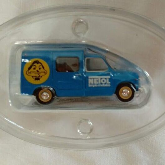SEAT FIAT 600 D EMPRESA NETOL   Esc 1/43  Nuevo con BLISTER