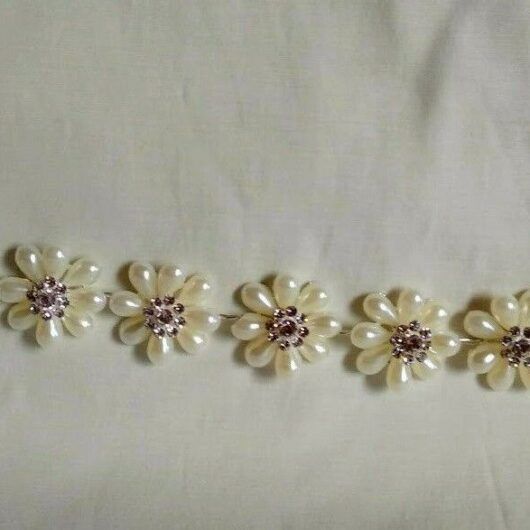 Tocado aderezo tiara plateada con perlas Nueva