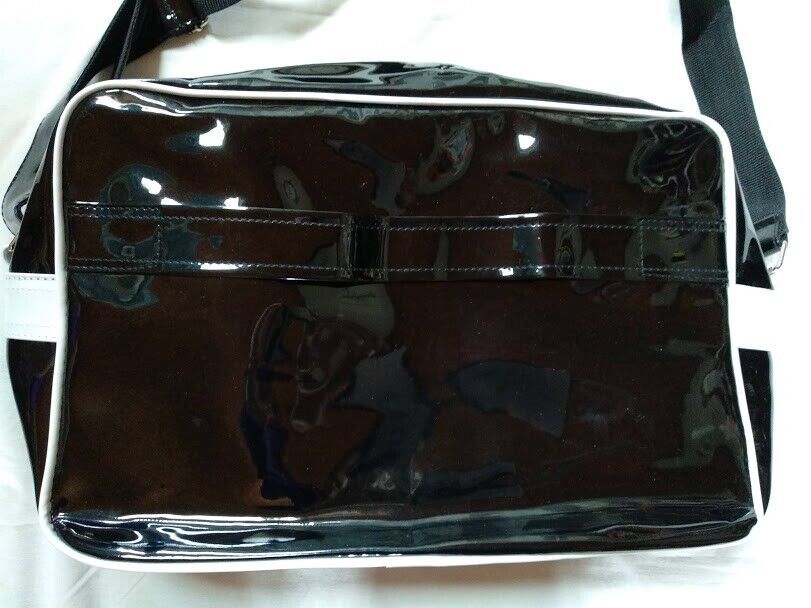 Bolso Bowling Vintage Negro Acharolado marca Sol's Nuevo  (124) - Imagen 3