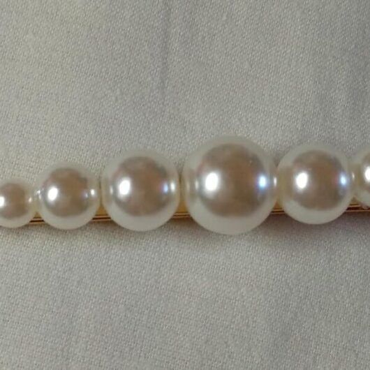 Horquilla para el cabello cuajada de perlas nueva con etiquetas